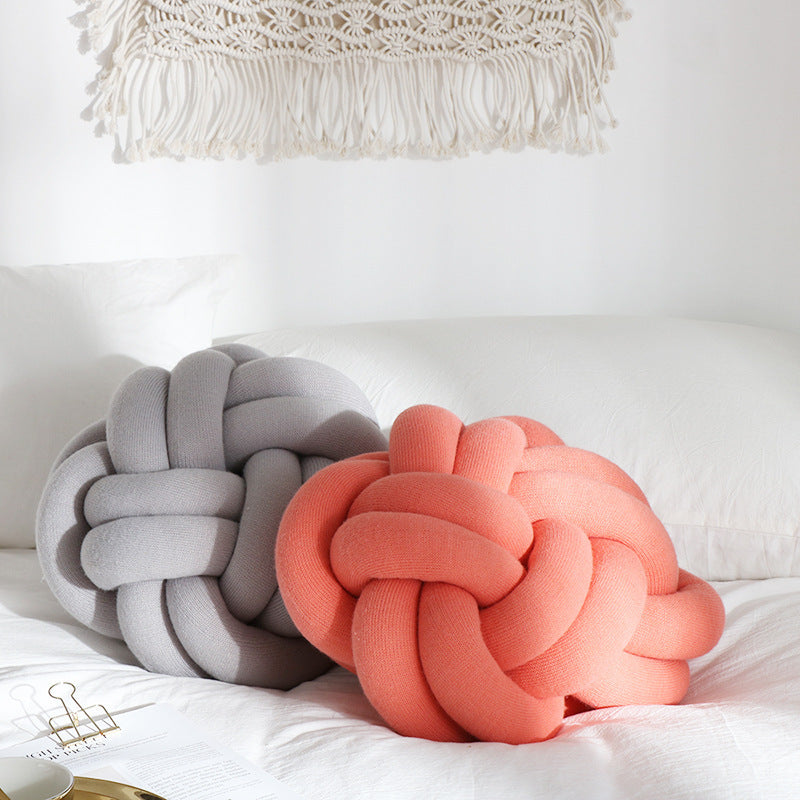 Modern Knot Throw Pillow – Decorative Sofa & Office Nap Cushion
