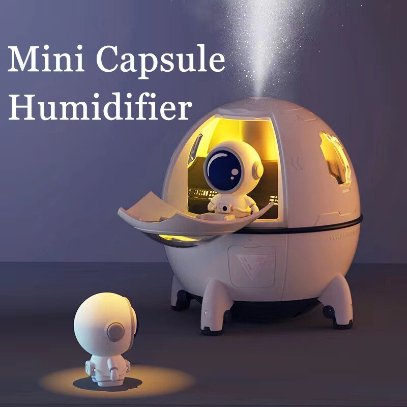 Portable Astronaut USB Humidifier – 220ML Cool Mist Diffuser with LED Light