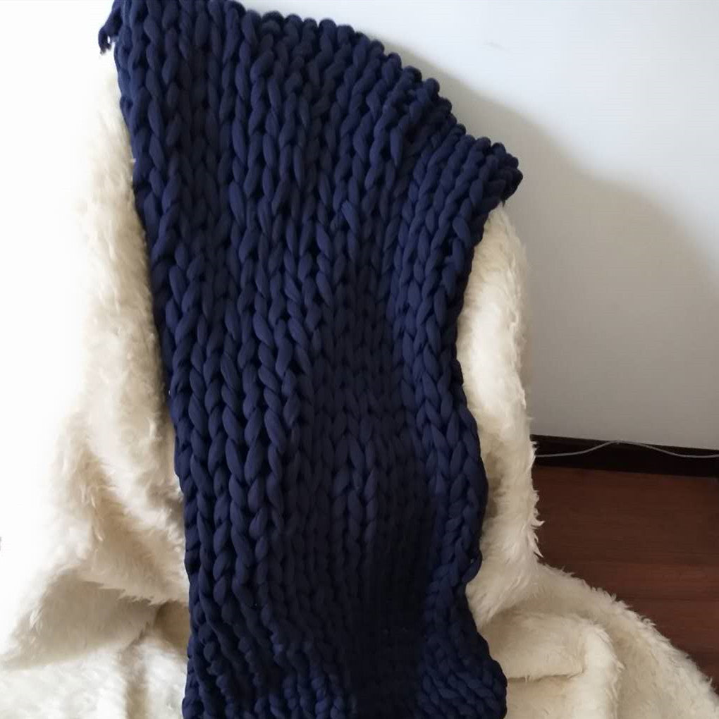 Hand-Woven Weighted Gravity Blanket – Chenille Chunky Knit for Stress Relief